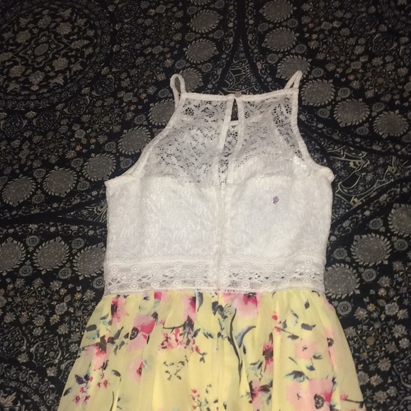 Dress - Picture 2 of 5